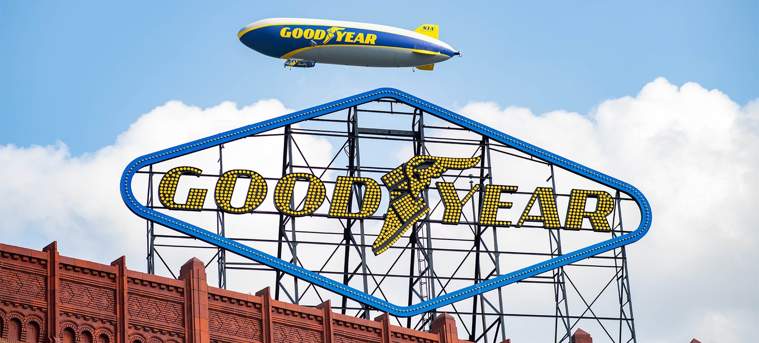 goodyear-sign-blimp-akron_