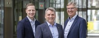 Dirk Fröhlich (l.) und Dieter Birk (m.) sind neue Geschäftsführer der ADAC Service GmbH, Ludger Kersting hat sich in den Ruhestand verabschiedet.