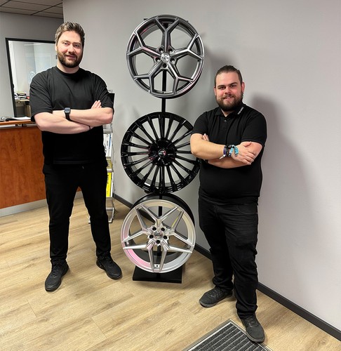 Timo Truger (l.) und Dominik Wagner aus dem Diewe-Marketing-Team.